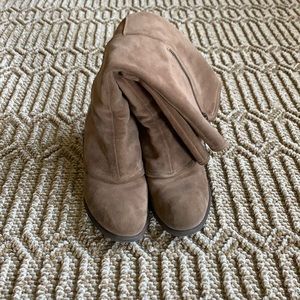 Donald Pliner Devi Boots size 8